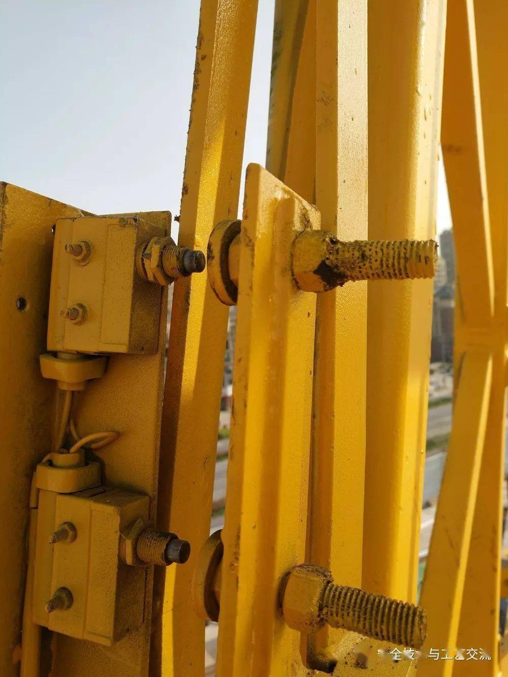 事故警示 | 3死4傷,12月已發生兩起塔吊事故!塔吊倒塌?其實很難!