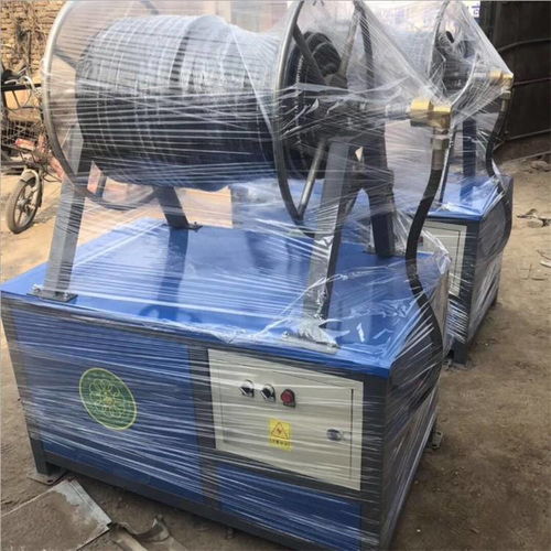 遼寧遼陽建筑工地創新應用塔吊噴淋技術，助力綠色施工與揚塵治理